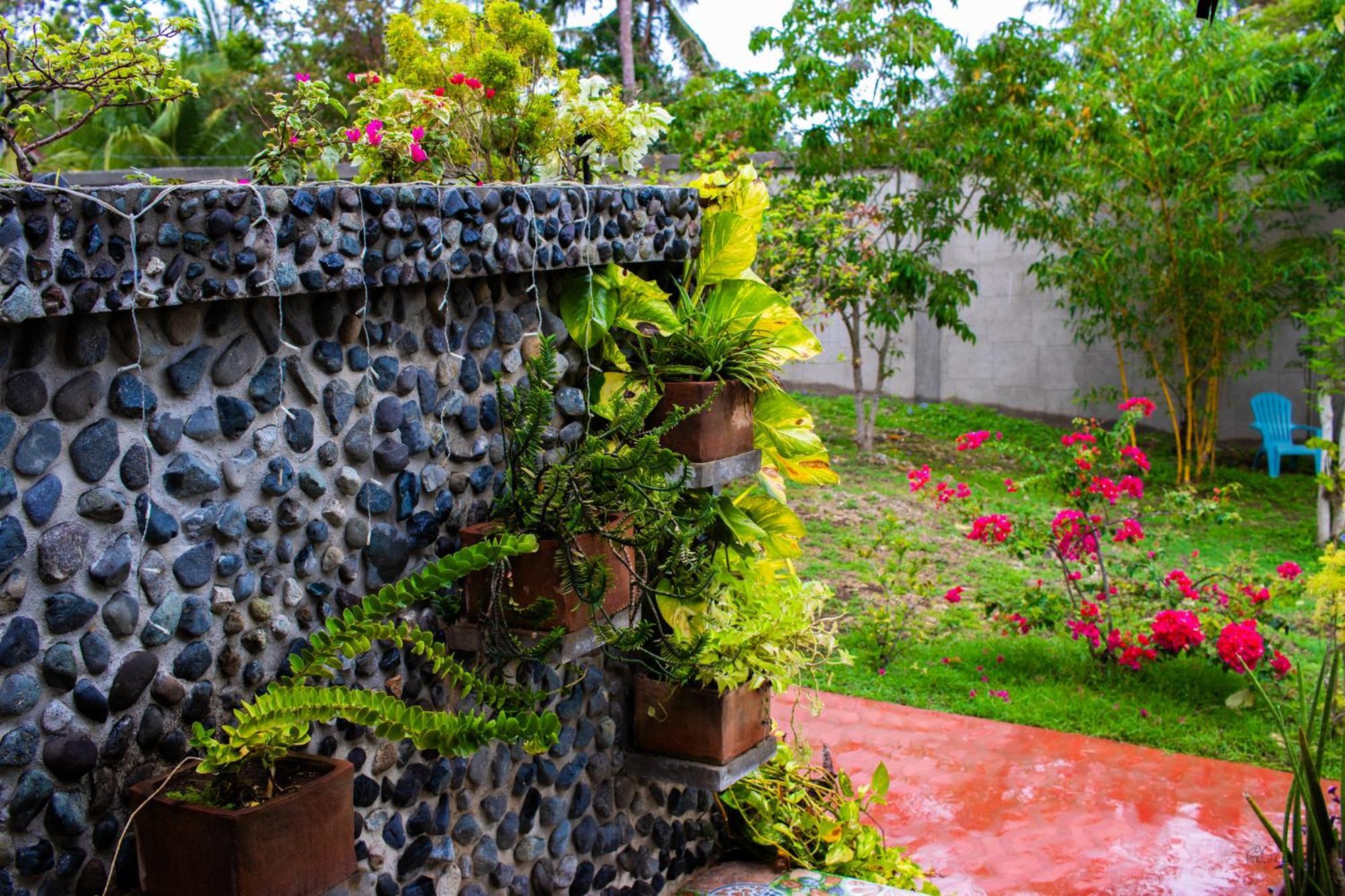 Rhenmart-Inn Siquijor Extérieur photo
